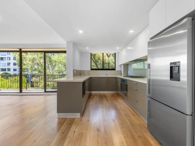apartment Unit 3b/17 19 Waverley Street, Bondi Junction