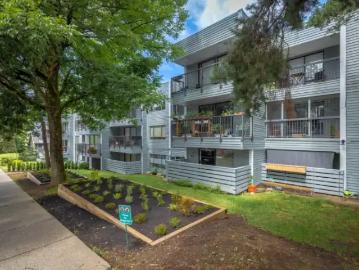 Apartment Vancouver BC 96251732