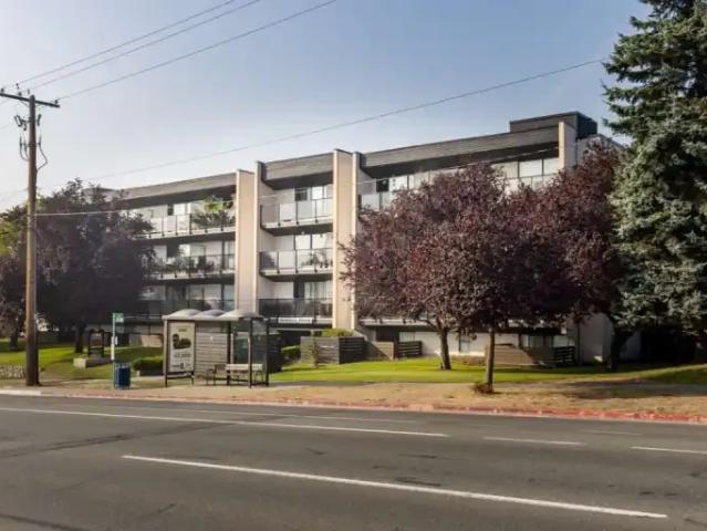 Apartment Victoria BC LS102700497