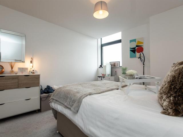 apartmentatHigh Street, Harborne, Birmingham, B17
