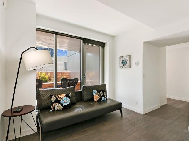 Apartment/Condo For Rent in Yaletown, Vancouver West