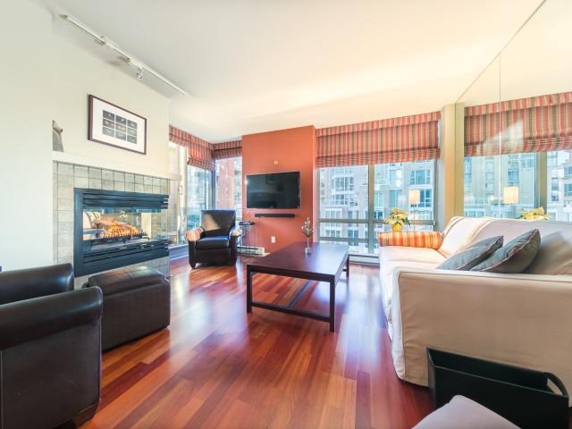 Apartment/Condo For Rent in Yaletown, Vancouver West