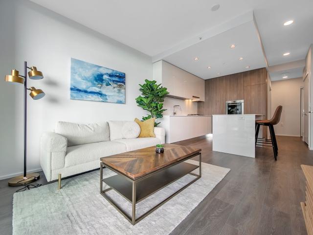 Apartment/Condo For Rent in Brentwood Park, Burnaby North