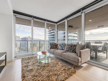 Apartment/Condo For Rent in Brentwood Park, Burnaby North