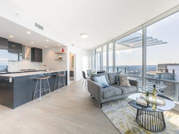 Apartment/Condo For Rent in Downtown VW, Vancouver West
