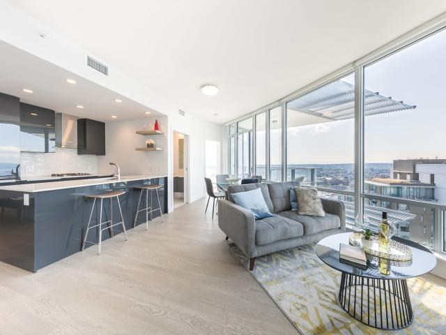 Apartment/Condo For Rent in Downtown VW, Vancouver West