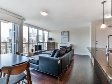 Greater Vancouver - Fireplace, Air conditioning