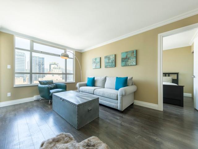 Apartment/Condo For Rent in Downtown VW, Vancouver West