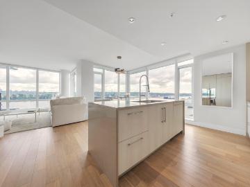 Apartment/Condo For Rent in Queensborough, New Westminster