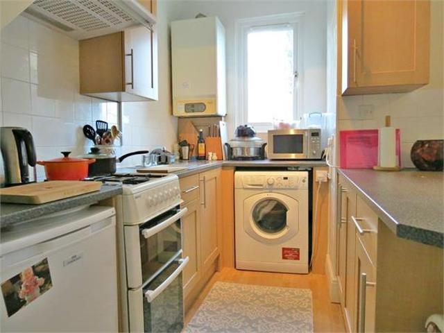 apartmentfor rent at Gladstone Road, Watford, WD17