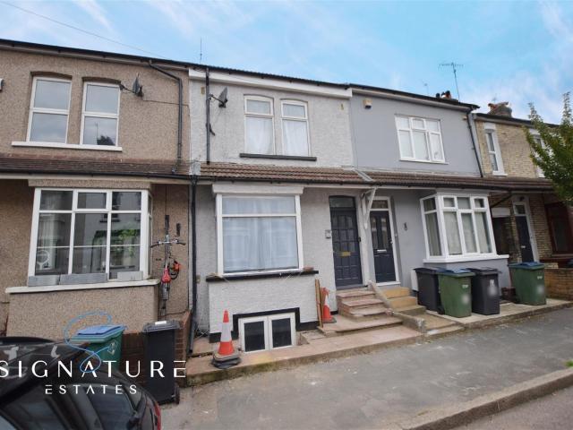 apartmentfor rent at Gladstone Road, WATFORD, WD17