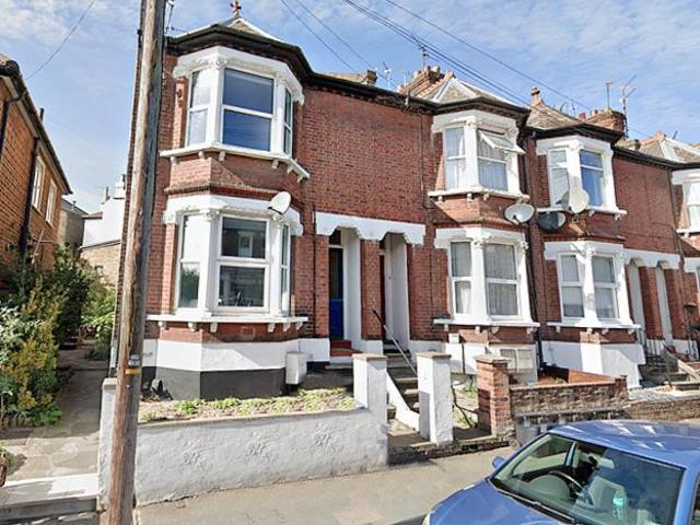 apartmentfor rent at Gladstone Road, Watford, WD17