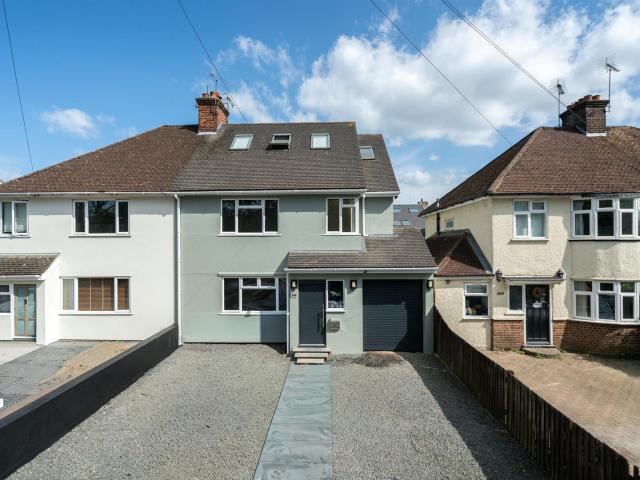 apartmentfor rent at High Road, Leavesden, WD25