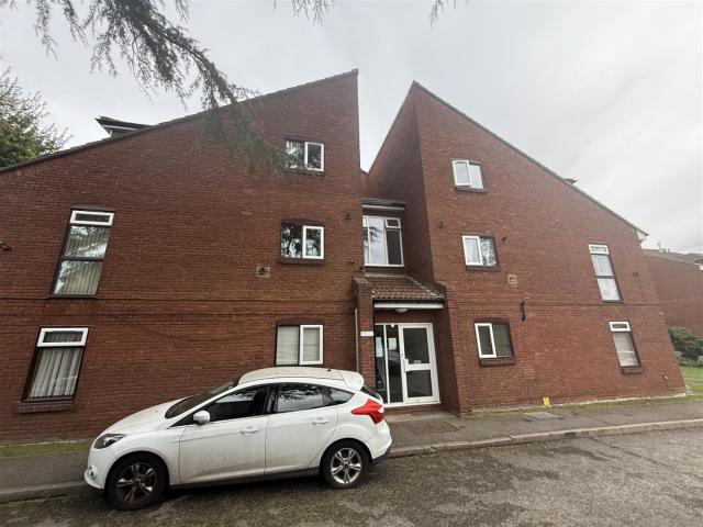 apartmentfor rent at Lorane Court, Watford, WD17