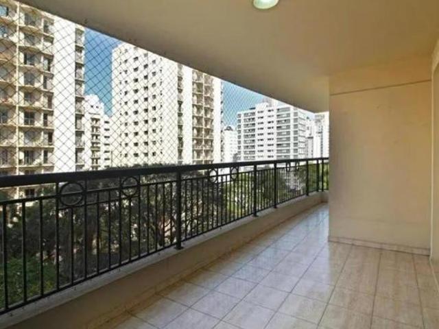 Apartmento Alto Padrão de 125m² com3 Quarto e 2 Vagas à Venda em Moema