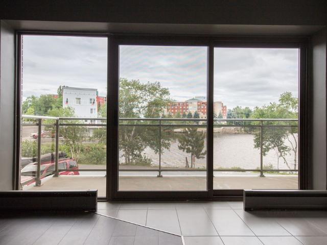 apartments at 1720 Paris Street