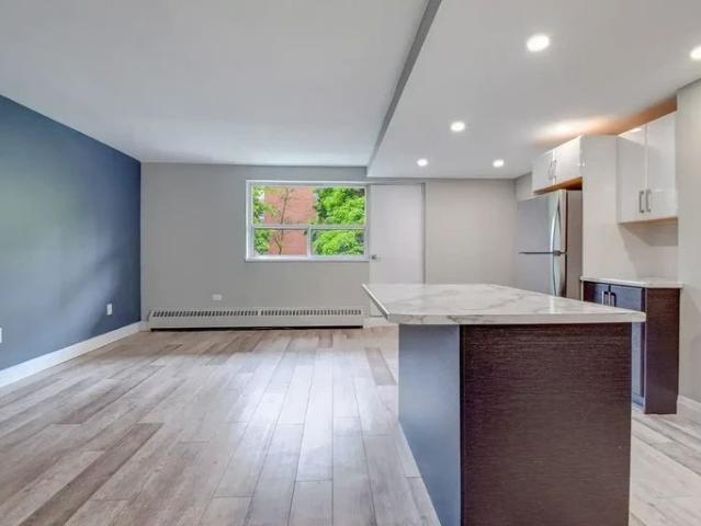 apartments at 45 Paisley Boulevard W