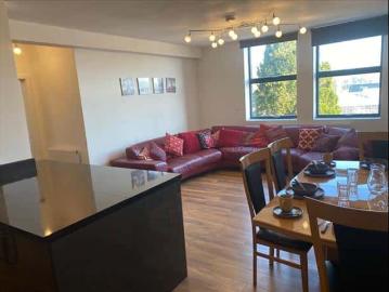 Apartments 7 – Deluxe Serviced Apartment