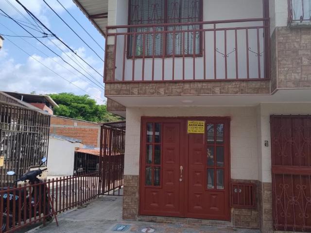APARTAESTUDIO MZ 22 CASA 1, LA GRECIA, Armenia