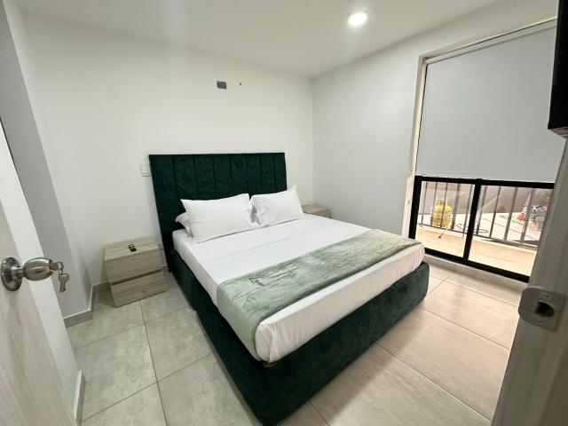 APARTAESTUDIO AMOBLADO en Avenida 19 Norte para arriendo