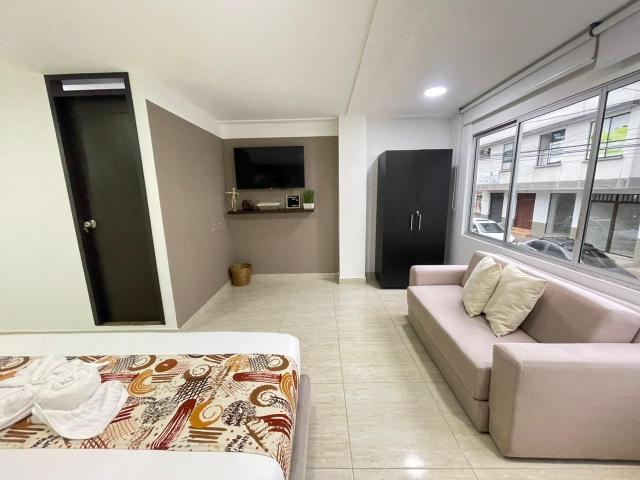 APARTAESTUDIO AMOBLADO en Barrio La Castellana para arriendo