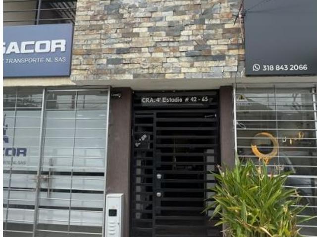 Apartaestudio en arriendo, Casa club