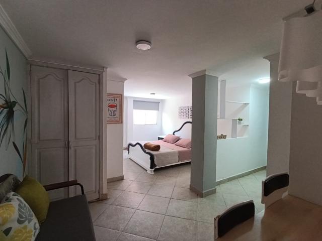 Apartaestudio En Arriendo En Boston, Medellín