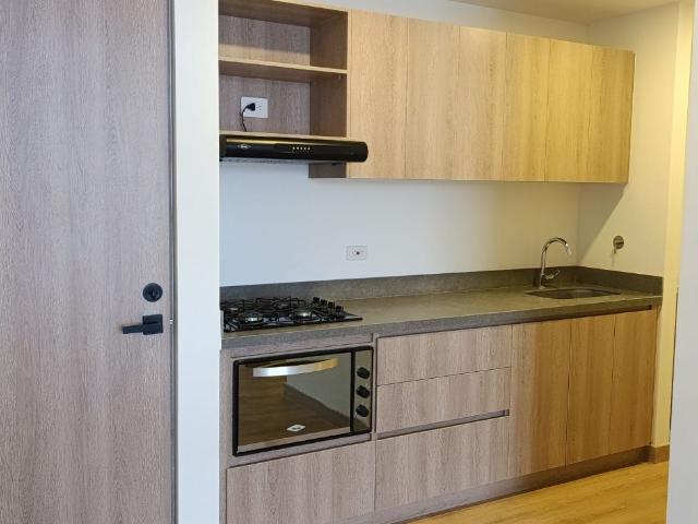 Apartaestudio en arriendo, Primitiv
