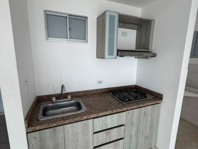 Apartaestudio en arriendo 2do piso al oeste de la ciudad