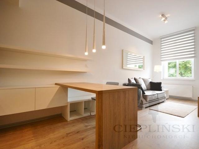 APARTAMENT W CENTRUM 100 METRÓW OD CH KASKADA