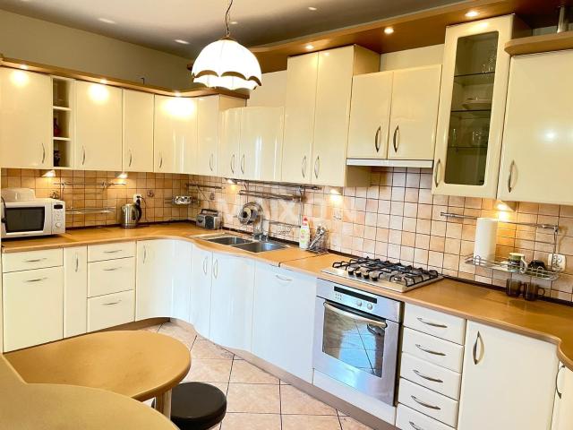 Apartament Włochy 5 pokoi