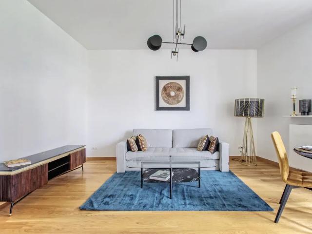 Apartament w prestiżowym budynku Grzybowska 4