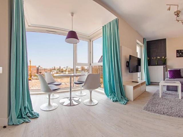 Apartament z 1 sypialnią, ul.Chmielna 70 72/49