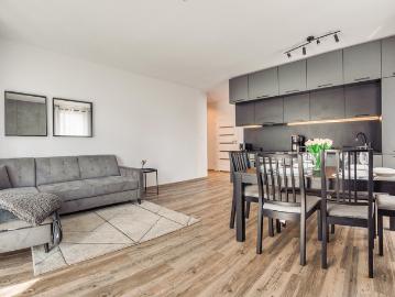Apartament z 2 sypialniami, ul. Wałowa 25B/9