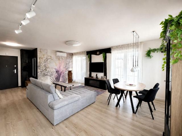 Apartament z garażem do wynajęcia 90m2 ul. Złoty Stok, Rzeszów, Projektant