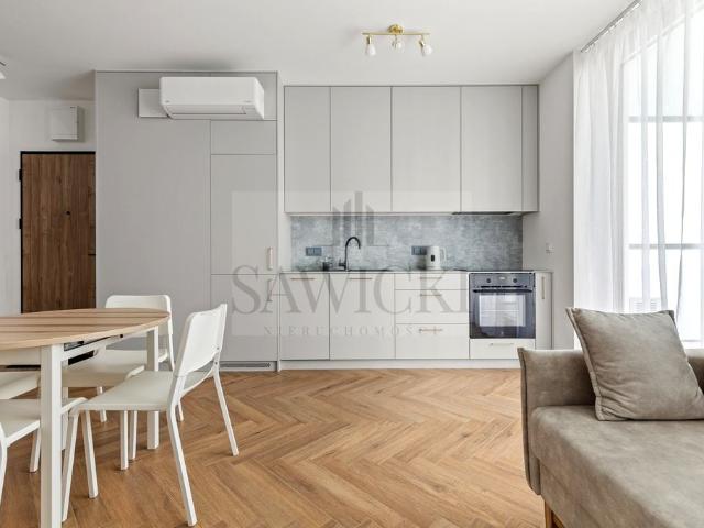 Apartament z dużym balkonem i garażem Warszawa, Wola