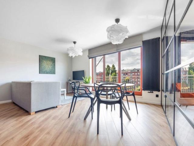 Apartament z jedną sypialnią, Chmielna 63/20