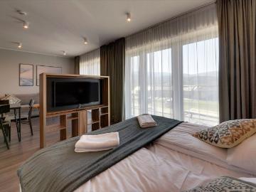 Apartament z panoramicznym widokiem na Karkonosze i Zalew