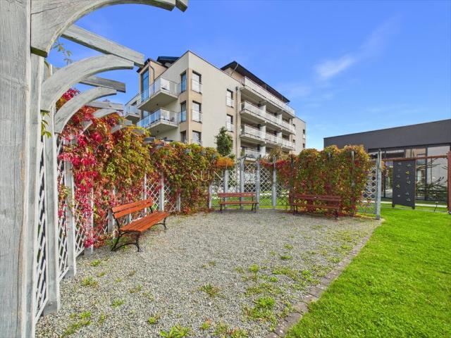 Apartament z widokiem na morze, basen i tarasem