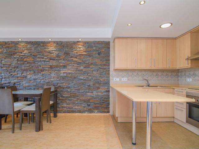 APARTAMENT 1 HABITACIÓ ZONA SAGRADA FAMILIA