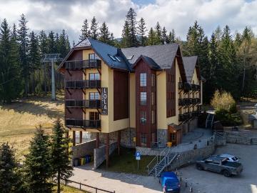 Apartament 3 pokoje, dwupoziomowy, przy wyciągu Ski Arena