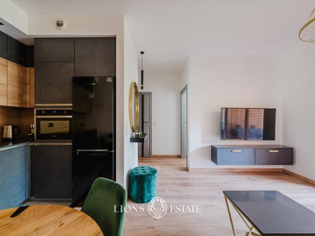 Nowoczesny apartament z prywatnym ogrodem i tarasem