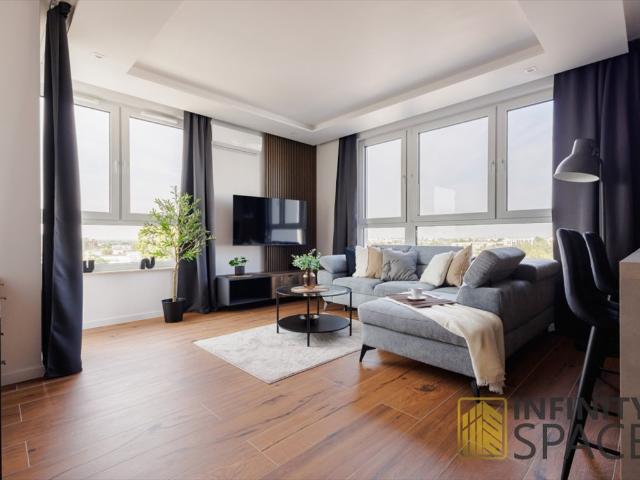Przestronne 53 m² apartament z panoramicznym widokiem polecam