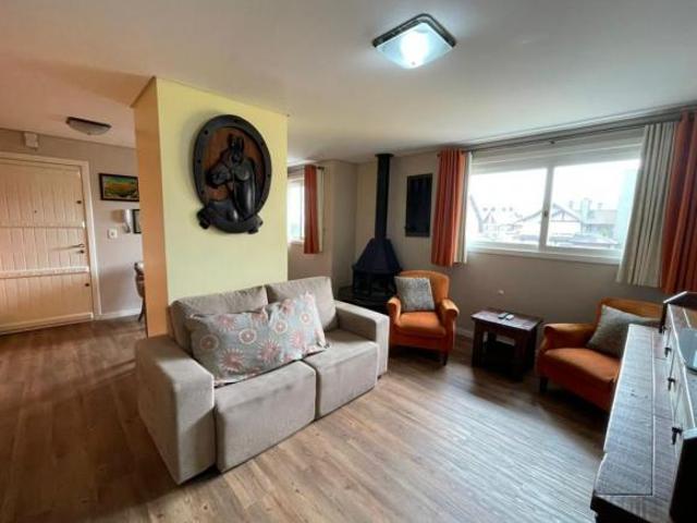 Apartamento 4 ou + Dormitórios Bairro Centro