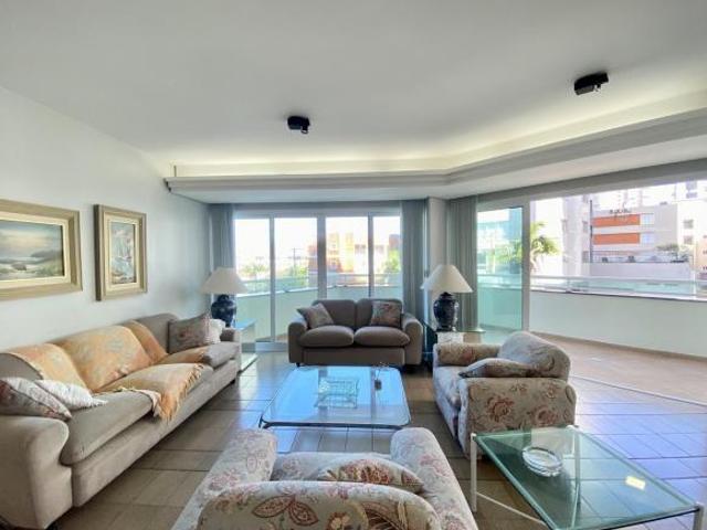 Apartamento 4 dormitórios à venda, Praia Grande em Torres/RS
