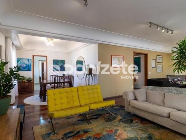 Apartamento 4 dormitórios com 3 suítes, 3 vagas em Vila Gilda – Santo André