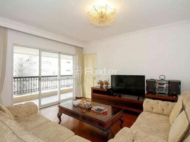 Apartamento, 4 dormitórios, 160 m², em Jardim Paulista