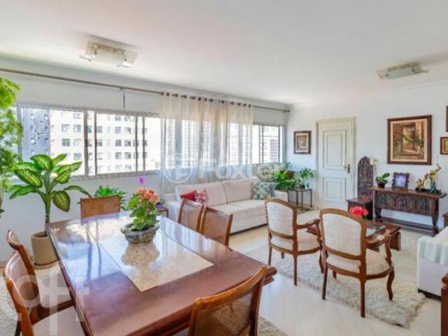Apartamento, 4 dormitórios, 162 m², em Vila Cordeiro