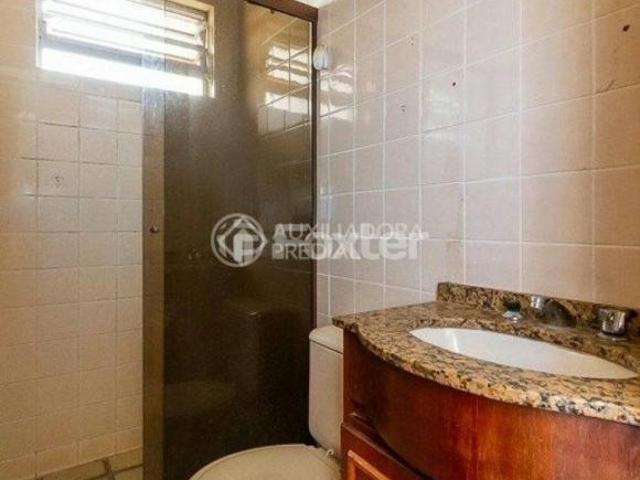 Apartamento, 4 dormitórios, 105.2 m², em Azenha