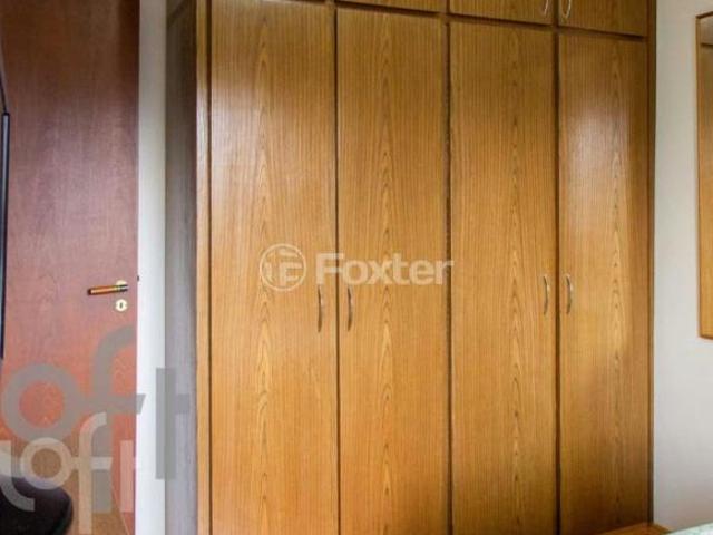 Apartamento, 4 dormitórios, 130 m², em Jardim das Acácias